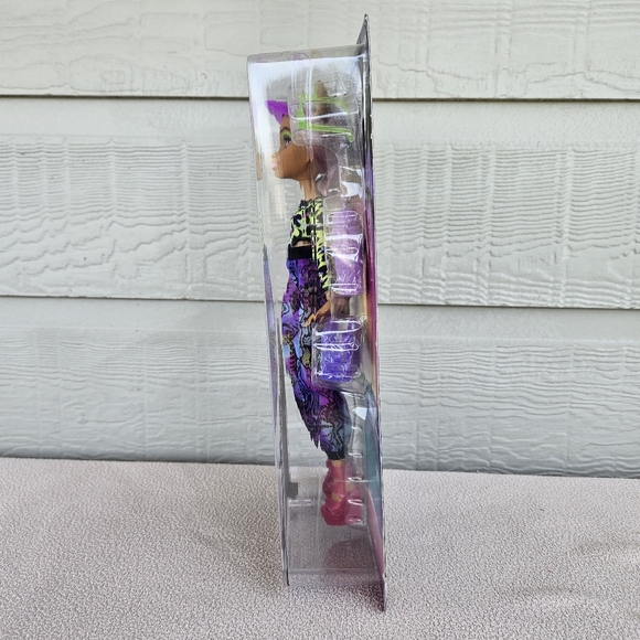 Monster High Scare-adise Island Clawdeen Wolf Doll 2023 Purple Mattel - Picture 4 of 9